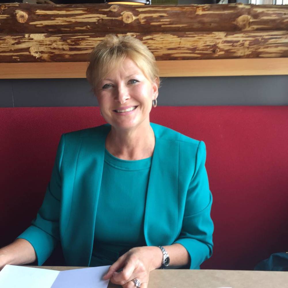 Meet your Posher, Janet